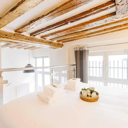 Quiet 1br 4p - Place Des Victoires *