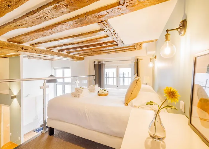 Quiet 1br 4p - Place Des Victoires Apartman *